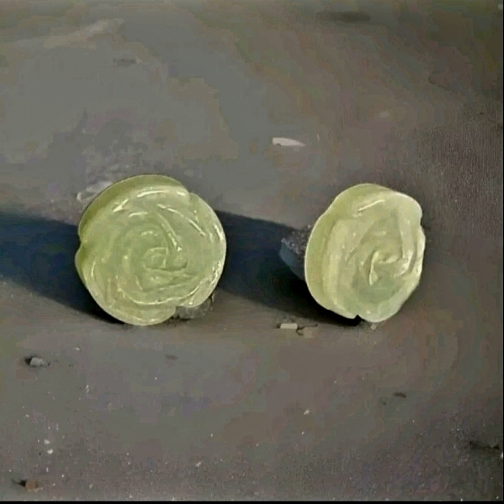 Green Aventurine Rose Stud Earrings 925 Silver